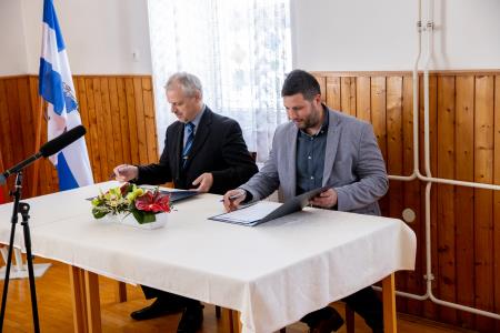 PIVKA PODPIS POGODBE DVORANA ŠMIHEL 14.4.2022 - Valter Leban-7851